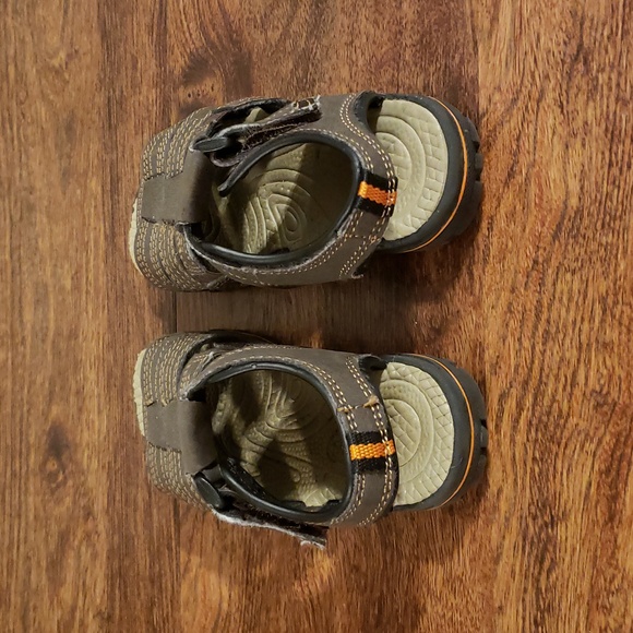 Beaver Creek Velcro Sandals 8c - Picture 4 of 4